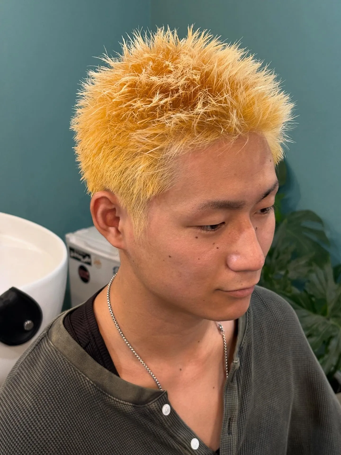 ブリーチ×スパイキーショート